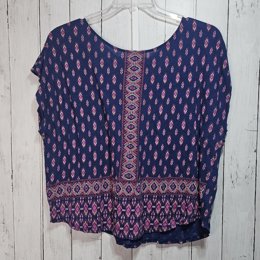 Lucky Brand Women's Size XLarge Blue Floral Shirt Short Sleeve 100% Cotton.